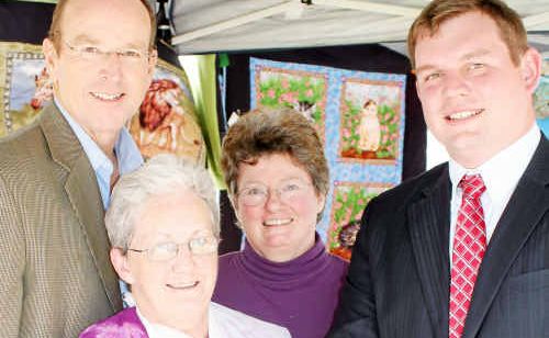 (From left) Senator Joe Ludwig, Lesley Angus, Leonie Spence and ALP candidate Geoff Keating at the Jumpers and Jazz Festival Picnic in the Park. (From left) Senator Joe Ludwig, Lesley Angus, Leonie Spence and ALP candidate Geoff Keating at the Jumpers and Jazz Festival Picnic in the Park.